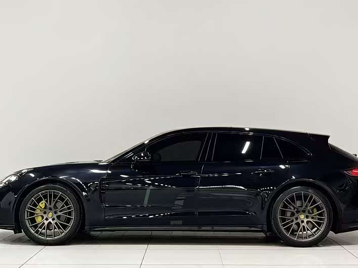 Porsche Panamera 4S Sport Turismo