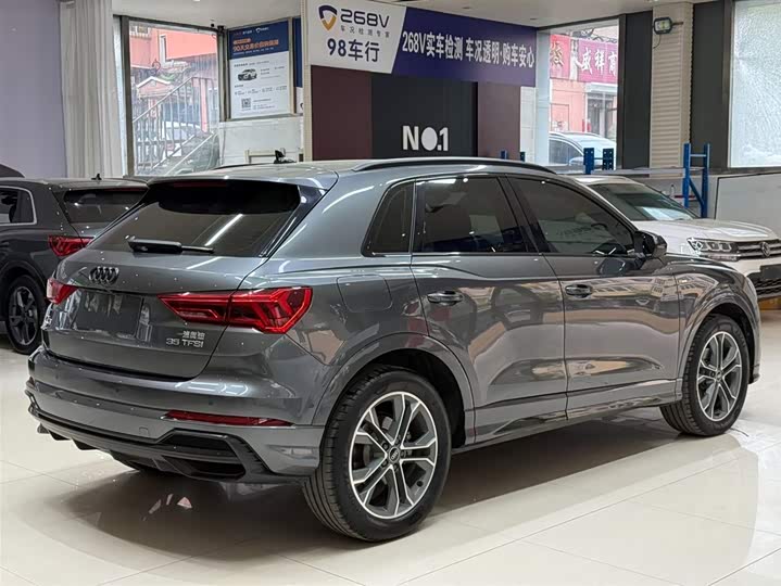 Audi Q3 35 TFSI Fashion Dynamic (1.4T)