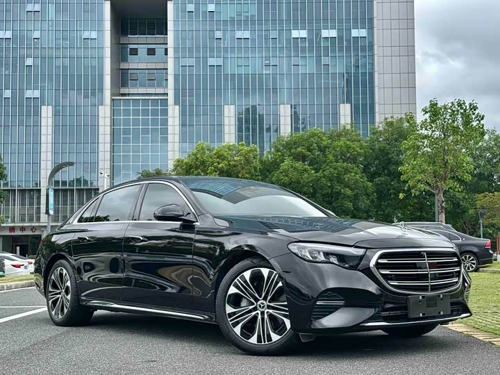 Mercedes-Benz E-Class Facelift E 300 L Luxury