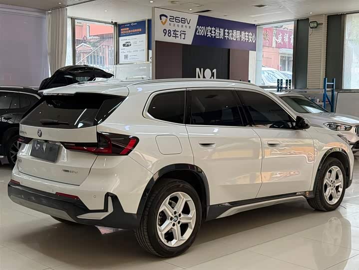 BMW X1 s Drive20Li X Design Package