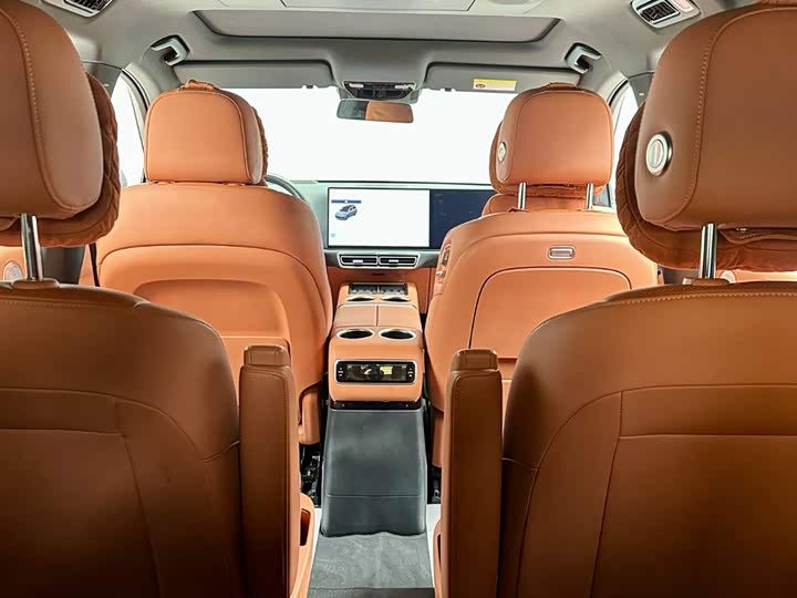 Li Auto L 9