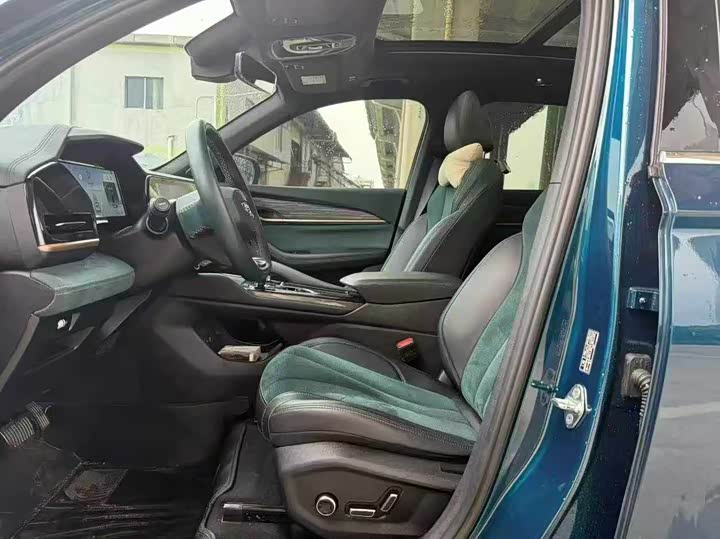 Geely Xingyue L