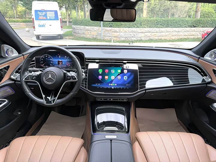 Mercedes-Benz E-Class 2024 E 260 L