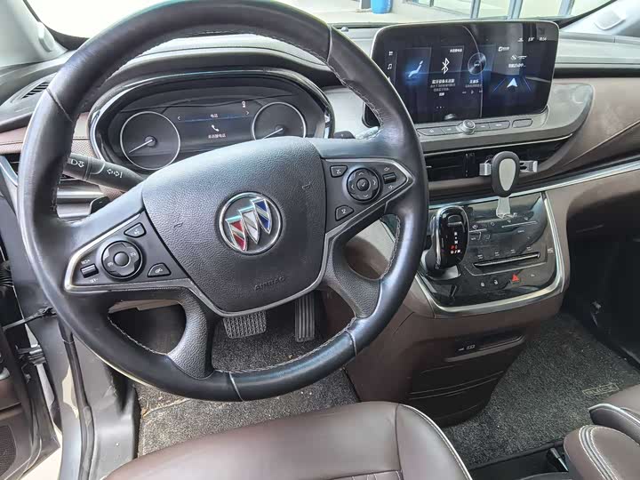 Buick GL8 Land Business Class