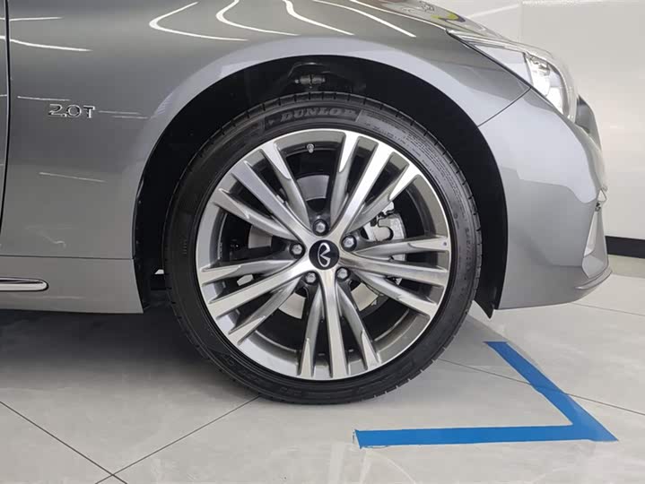 Infiniti InfinitiQ50L 2022