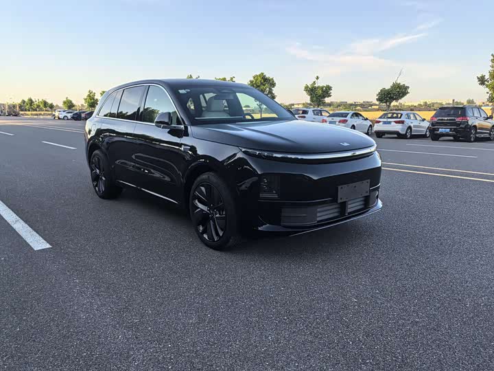Li Auto L6