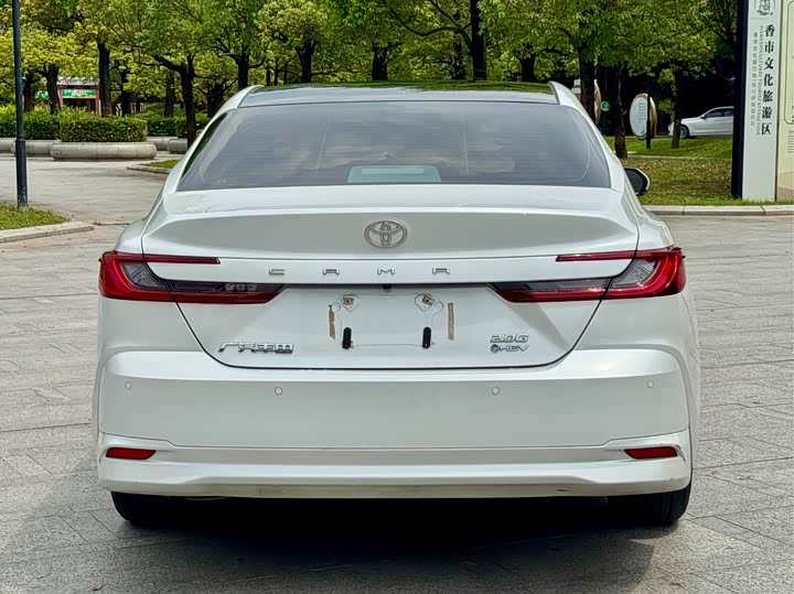 Toyota Camry 2024 Гибрид 2.0HG Premium