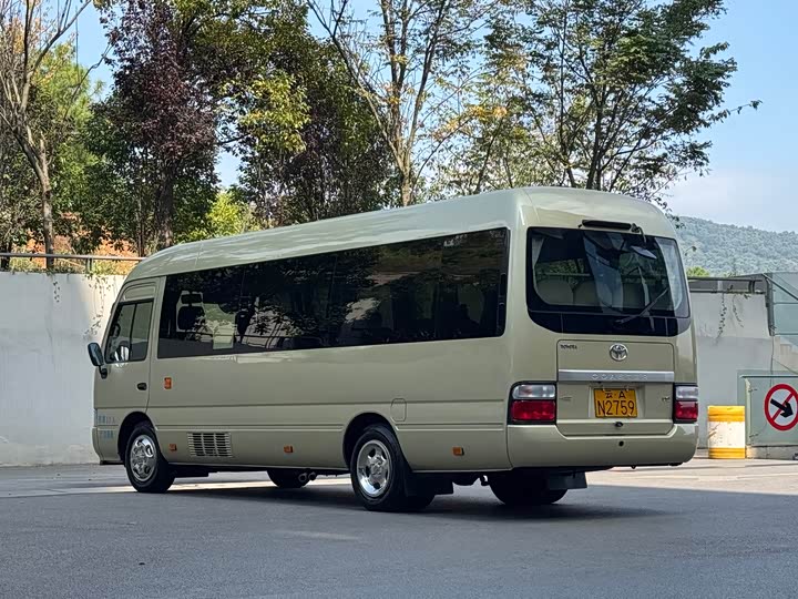 Toyota Coaster