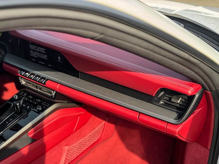 Porsche 911 Carrera
