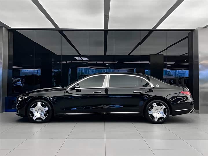 Mercedes-Maybach S-Class