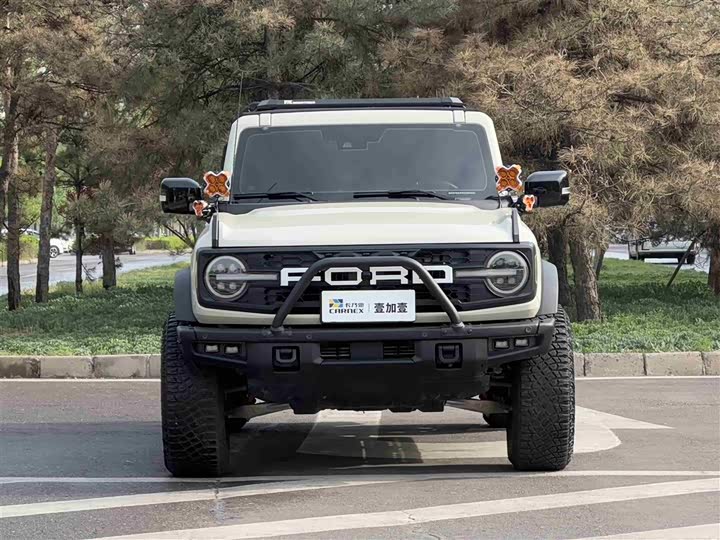 Ford Bronco