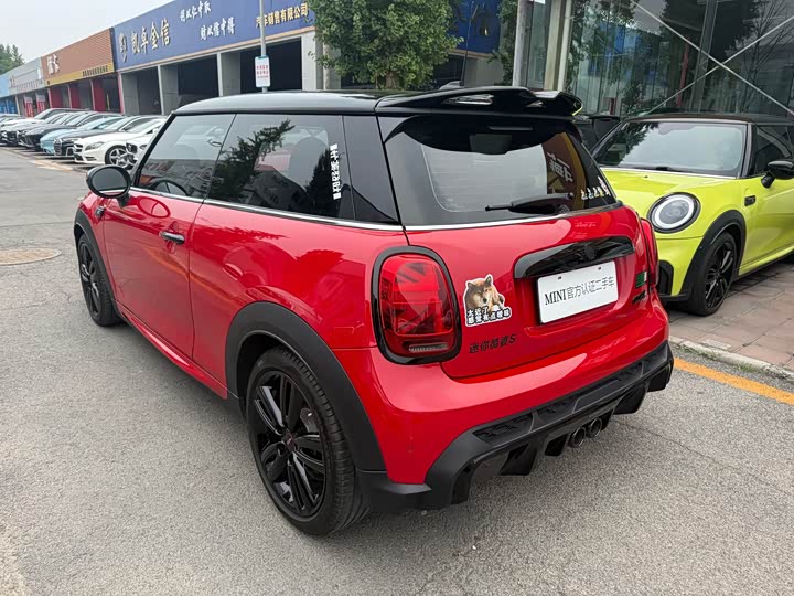 MINI 