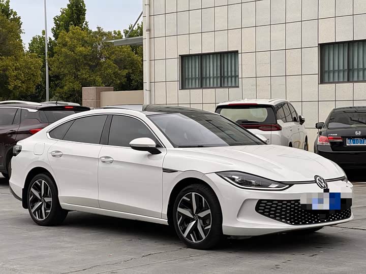 Volkswagen Lamando L