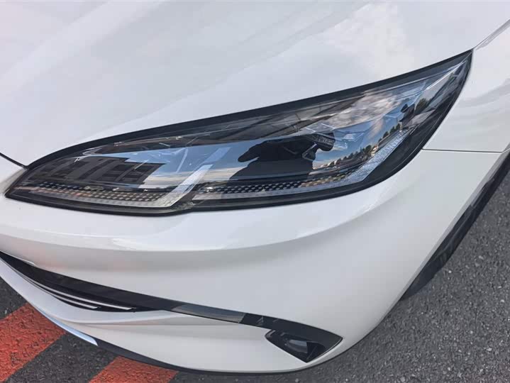 BYD Seal 06 NEV DM-i 80 km Luxury