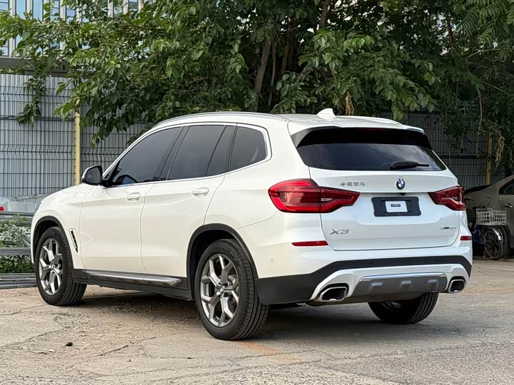 BMW X3 xDrive28i Luxury Package
