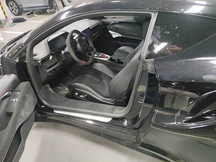 Lotus EMIRA