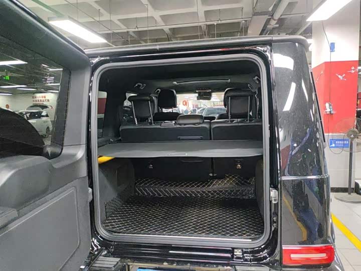 Mercedes-Benz G-Class G 500