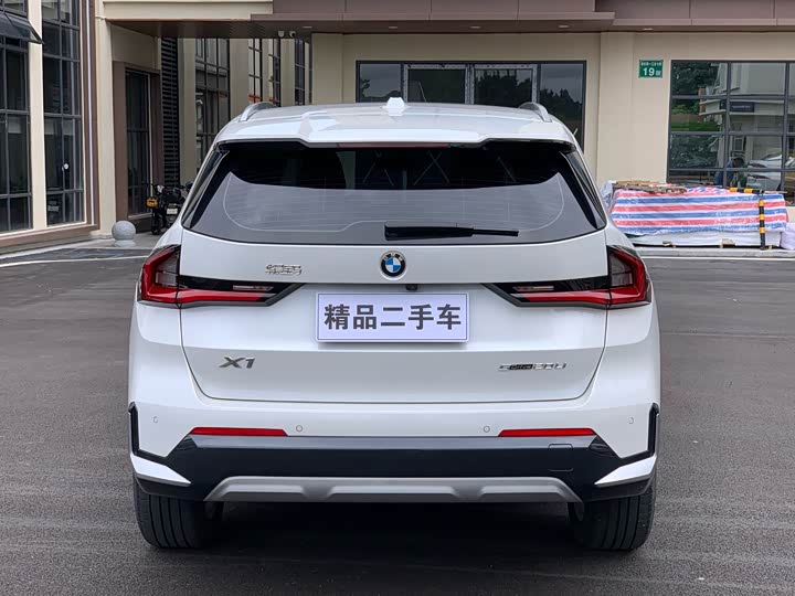 BMW X1 s Drive20Li X Design Package