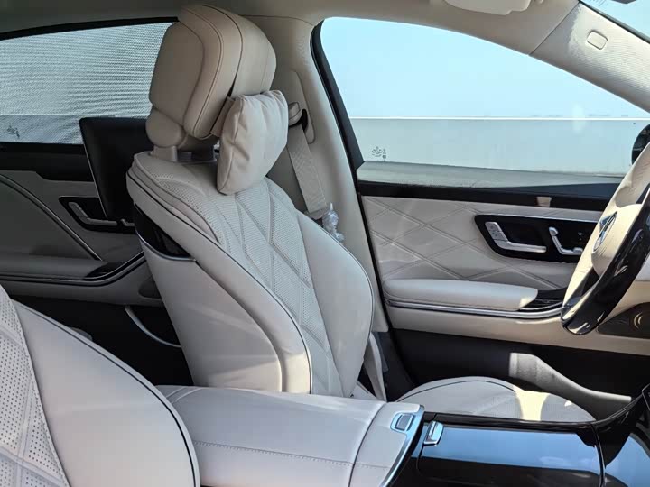 Mercedes-Maybach S-Class
