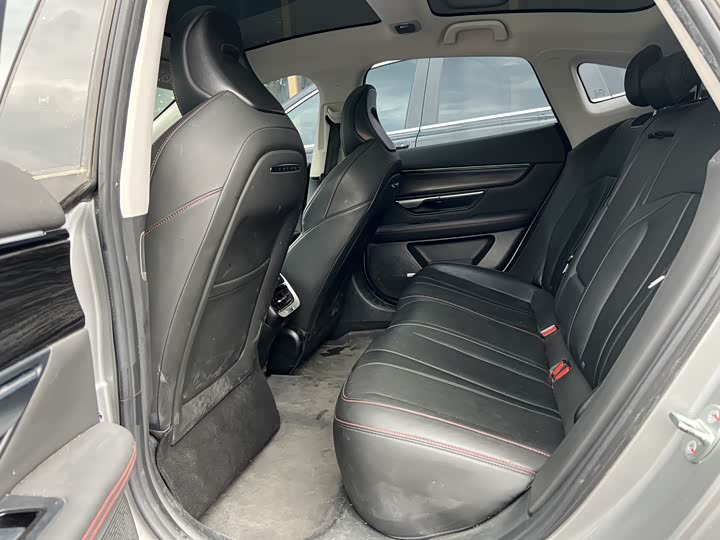 XPeng Xpeng P 7