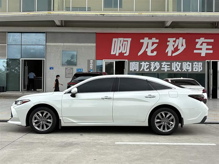 Toyota Avalon