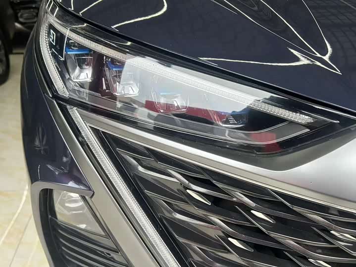 Motor Roewe RX9 2023