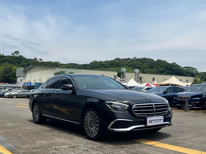 Mercedes-Benz E 300 L Luxury