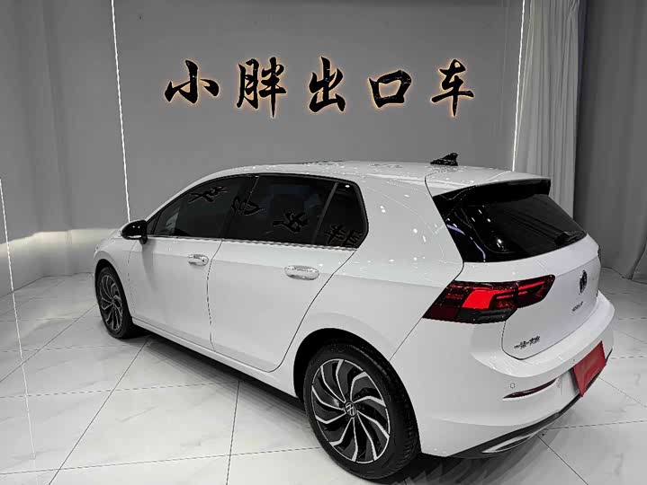 Volkswagen Гольф 2023 рестайлинг