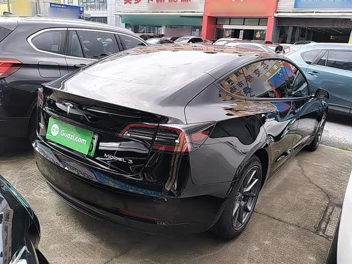 Tesla Model 3 Standard Range