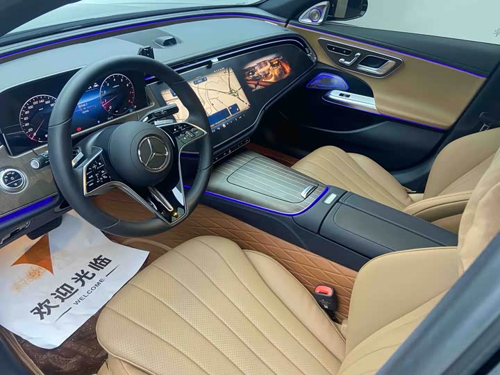 Mercedes-Benz E-Class Facelift E 300 L Luxury