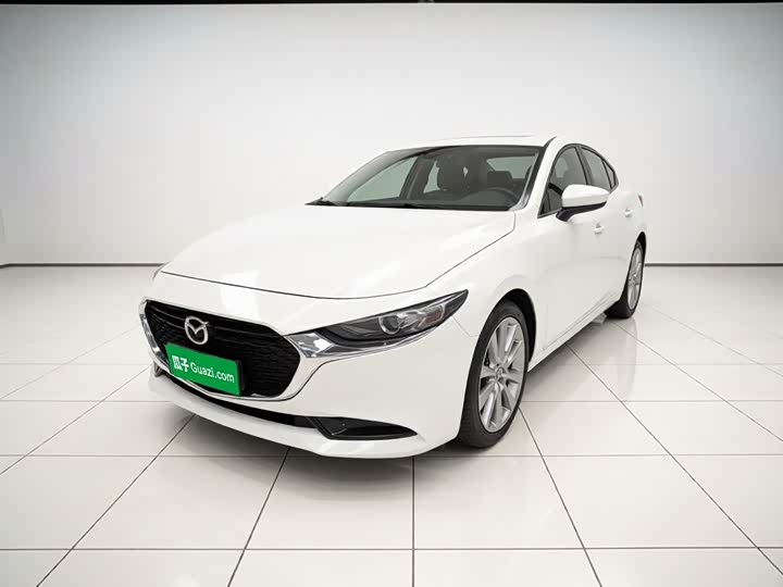 Mazda 3 Axela 2021