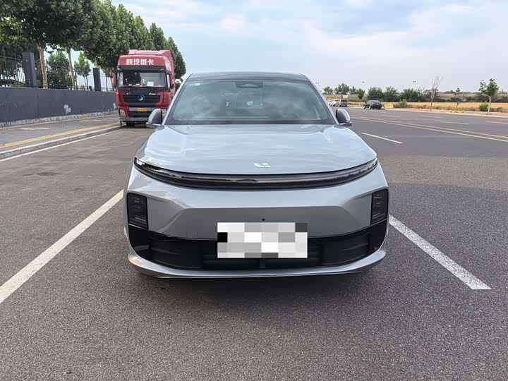Li Auto L6
