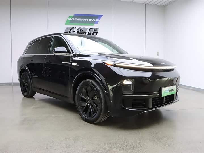Li Auto L8