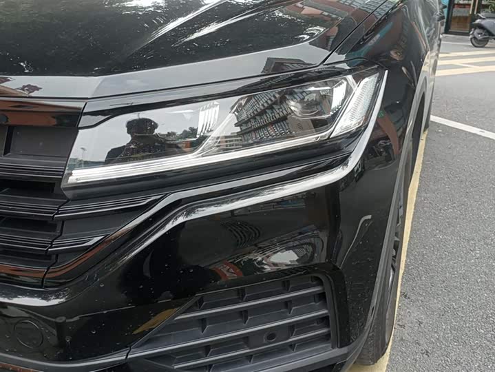 Volkswagen Touareg 2.0TSI Ruishang