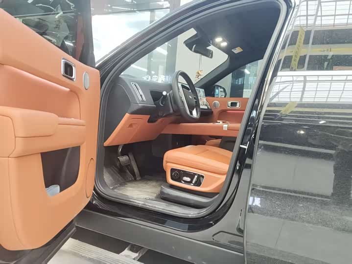 Li Auto L9