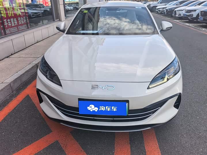 BYD Seal 06 NEV DM-i 80 km Luxury