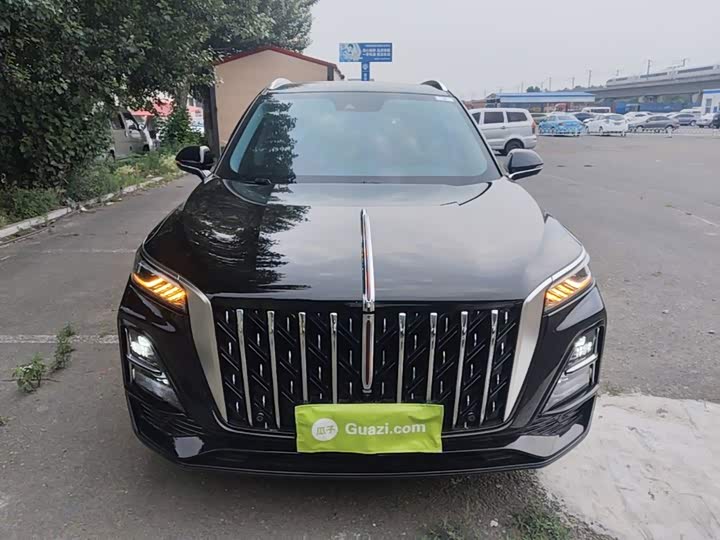 Hongqi HS5
