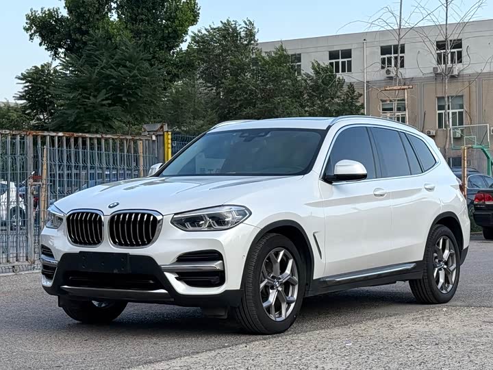 BMW X3 xDrive28i Luxury Package