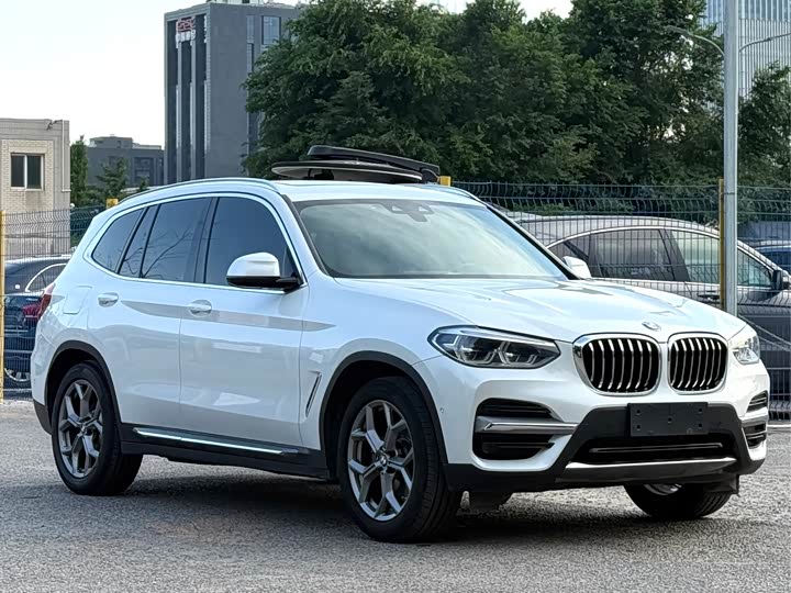 BMW X3 xDrive28i Luxury Package