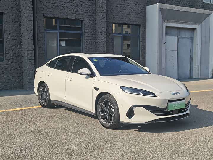 BYD Seal 06 DM-i Smart Drive 120 km Flagship