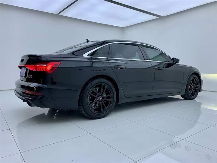 Audi A6L 40 TFSI Luxury Dynamic