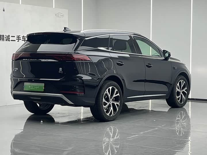 BYD Tang