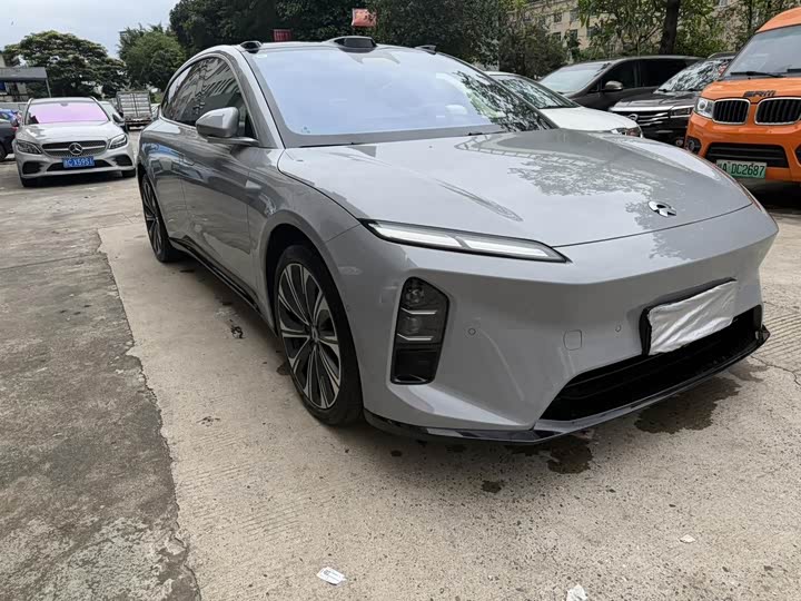 Nio ET5T