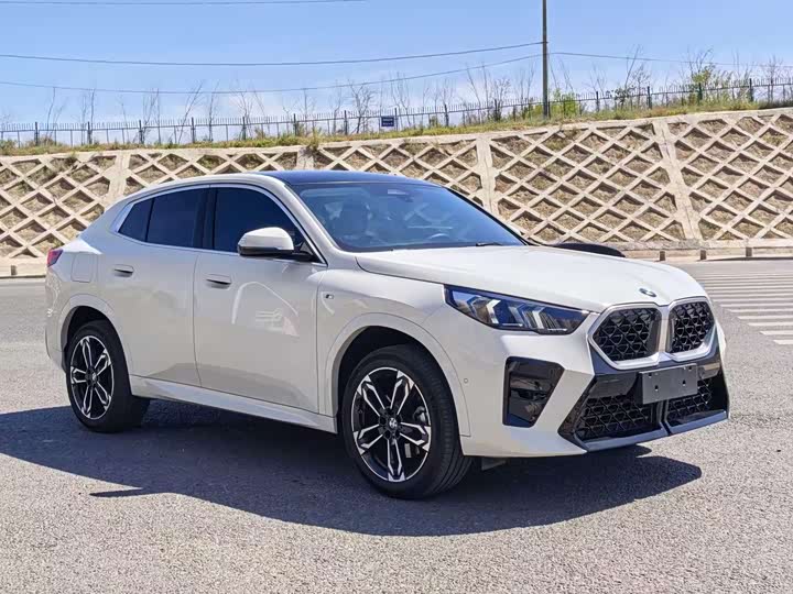 BMW X2 (Импорт) 2025 s Drive25i M Спорт-пакет