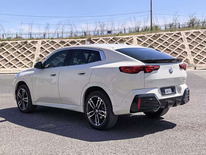 BMW X2 (Импорт) 2025 s Drive25i M Спорт-пакет