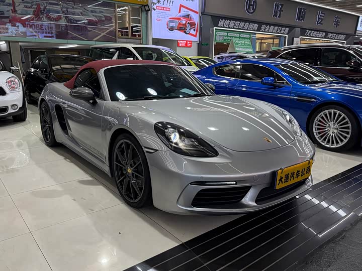Porsche 718