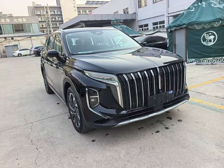 Hongqi HS7