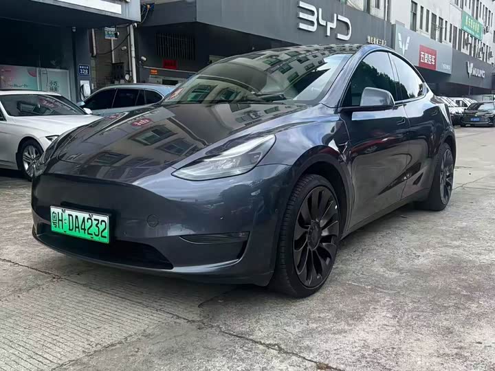 Tesla Model Y Performance AWD