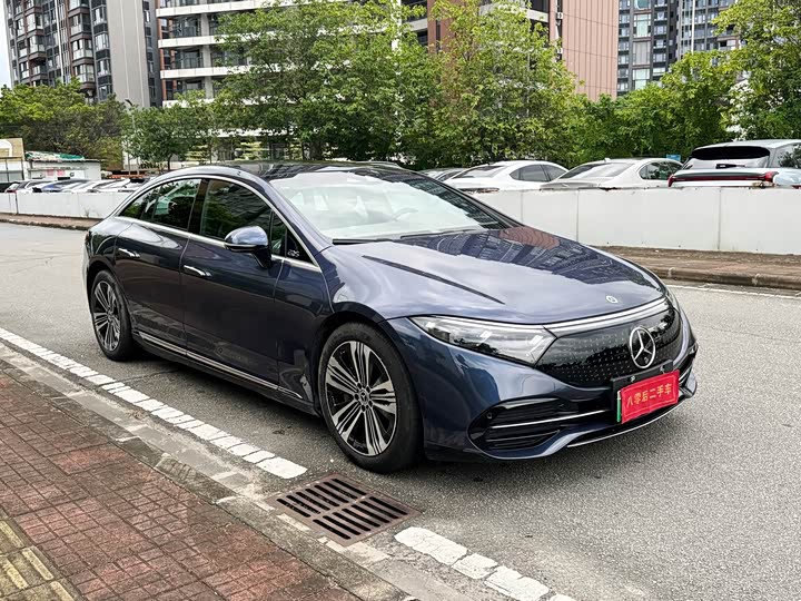 Mercedes-Benz EQS