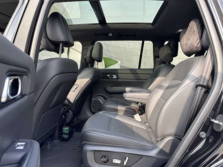 Li Auto ONE